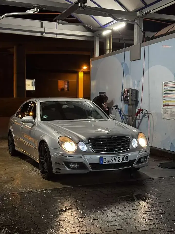 Gebraucht Mercedes E320 Elegance 224 PS (164 kW) 2006 Kombi