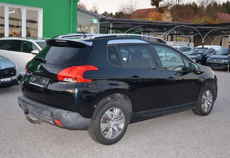 Gebraucht Peugeot 2008 Style 82 PS (60 kW) 2015 Schwarz SUV