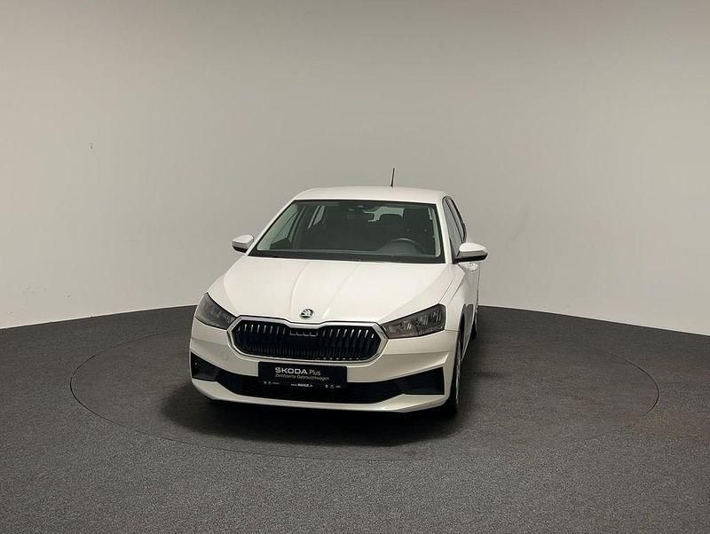 Gebraucht Skoda Fabia Ambition 65 PS (47 kW) 2022 Weiß Limousine