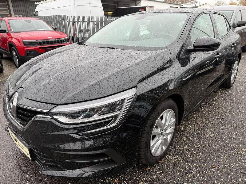 Schwarz Gebraucht 2023 Renault Mégane IV Zen Limousine | 17.800 € (Fairer Preis) - Bild 1/4
