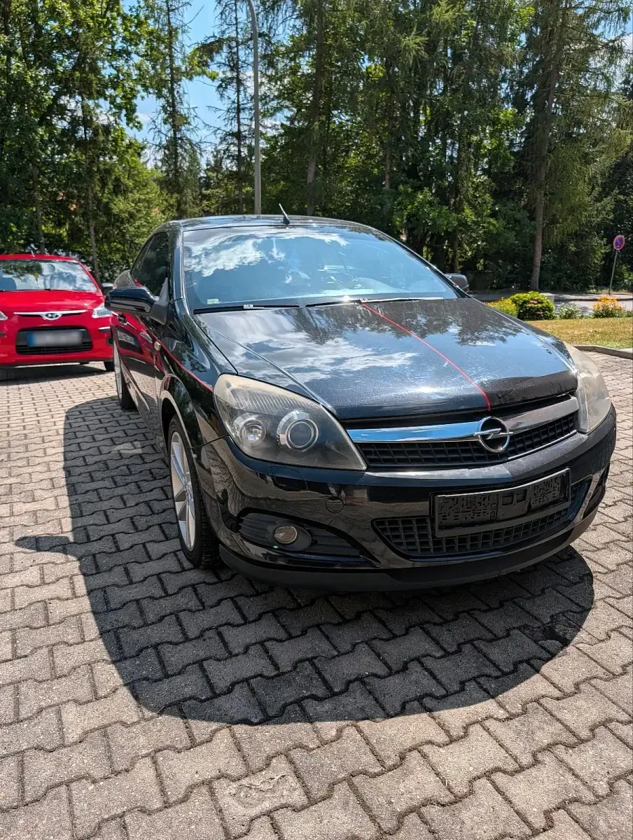 Gebraucht Opel Astra 140 PS (102 kW) 2006 Schwarz Cabrio
