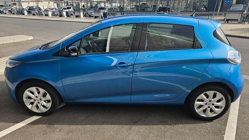 Gebraucht Renault Zoe Intens 64 kW (88 PS) 2017 Blau Kleinwagen