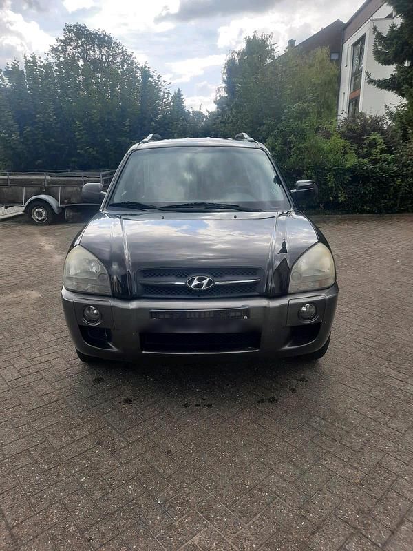 Schwarz Gebraucht 2006 Hyundai Tucson SUV | 2.000 € (Superpreis) - Bild 1/4