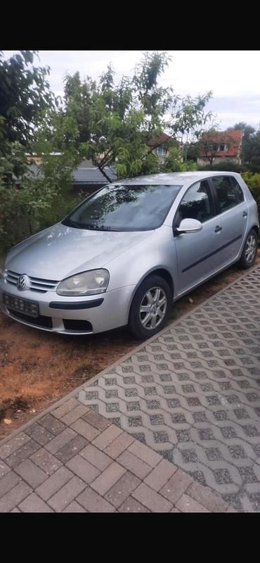 Silber Gebraucht 2004 VW Golf V Limousine | 700 € (Superpreis) - Bild 1/4
