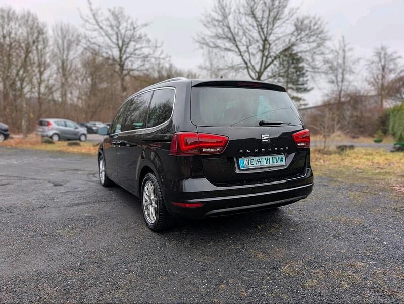 Gebraucht Seat Alhambra XCELLENCE 150 PS (110 kW) 2021 Schwarz Van / Kleinbus