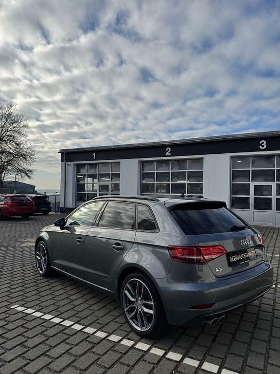 Gebraucht Audi A3 Design 150 PS (110 kW) 2019 Grau Limousine