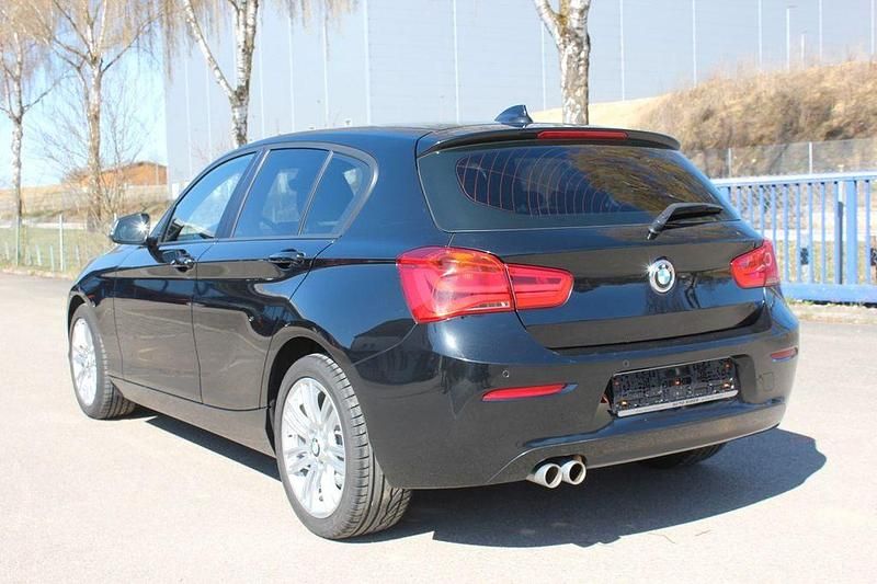 Gebraucht BMW 120 Advantage 184 PS (135 kW) 2018 Schwarz Kleinwagen