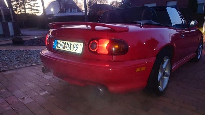 Gebraucht Mazda MX5 131 PS (96 kW) 1994 Rot Cabrio