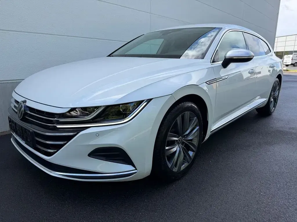 Gebraucht VW Arteon Elegance 150 PS (110 kW) 2024 Weiß Kombi