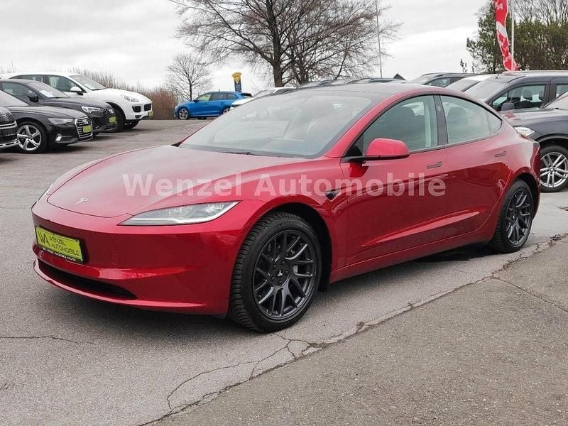 Gebraucht Tesla Model 3 RWD 208 kW (283 PS) 2024 Rot Limousine