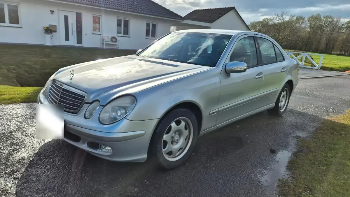 Occasion Mercedes E200 122 ch (89 kW) 2004 Argent Berline