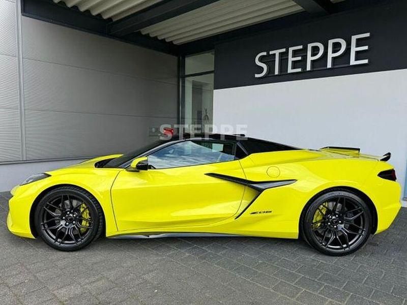 Gebraucht Corvette Z06 646 PS (475 kW) 2024 Accelerate yellow met. Cabrio