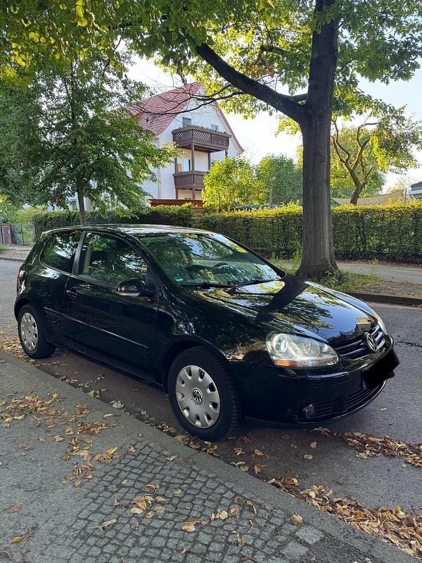 Schwarz Gebraucht 2005 VW Golf V Kombi | 2.800 € (Guter Preis) - Bild 1/4