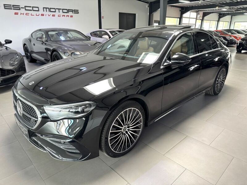 Schwarz Neu 2025 Mercedes E300 AMG Limousine | 92.900 € - Bild 1/4