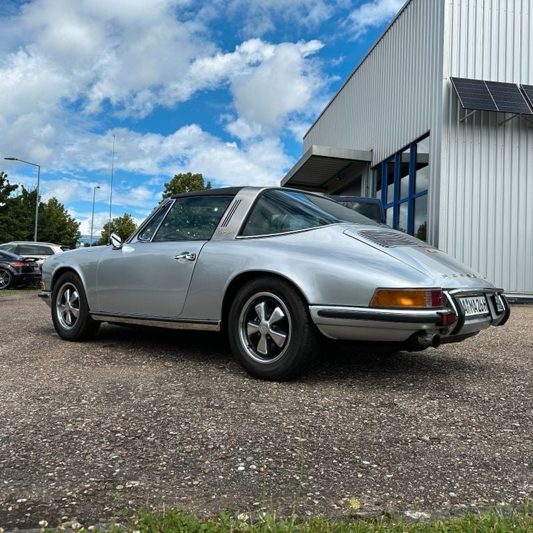 Gebraucht Porsche 911 140 PS (102 kW) 1969 Silber Cabrio