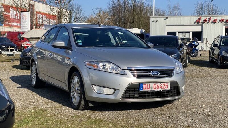 Silber Gebraucht 2008 Ford Mondeo Ghia Limousine | 7.480 € - Bild 1/4