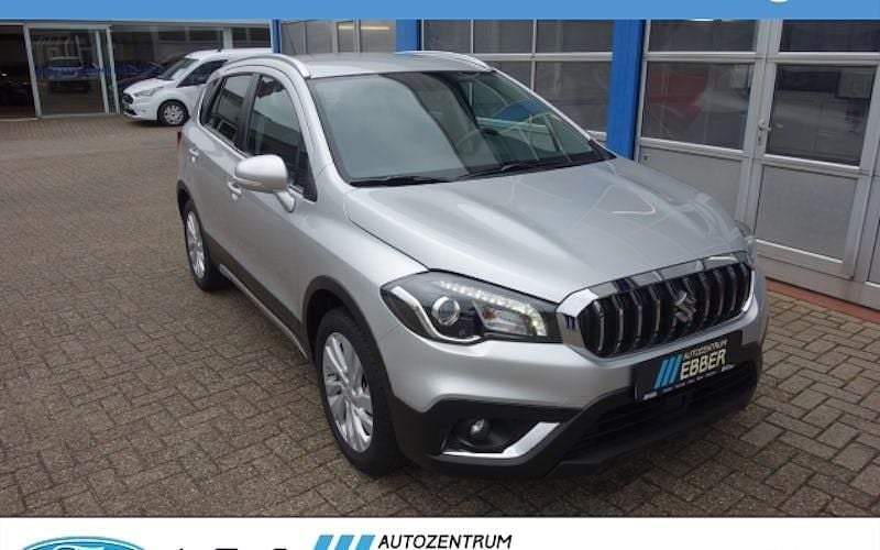Silber Gebraucht 2020 Suzuki SX4 S-Cross Comfort+ SUV | 15.981 € (Guter Preis) - Bild 1/4