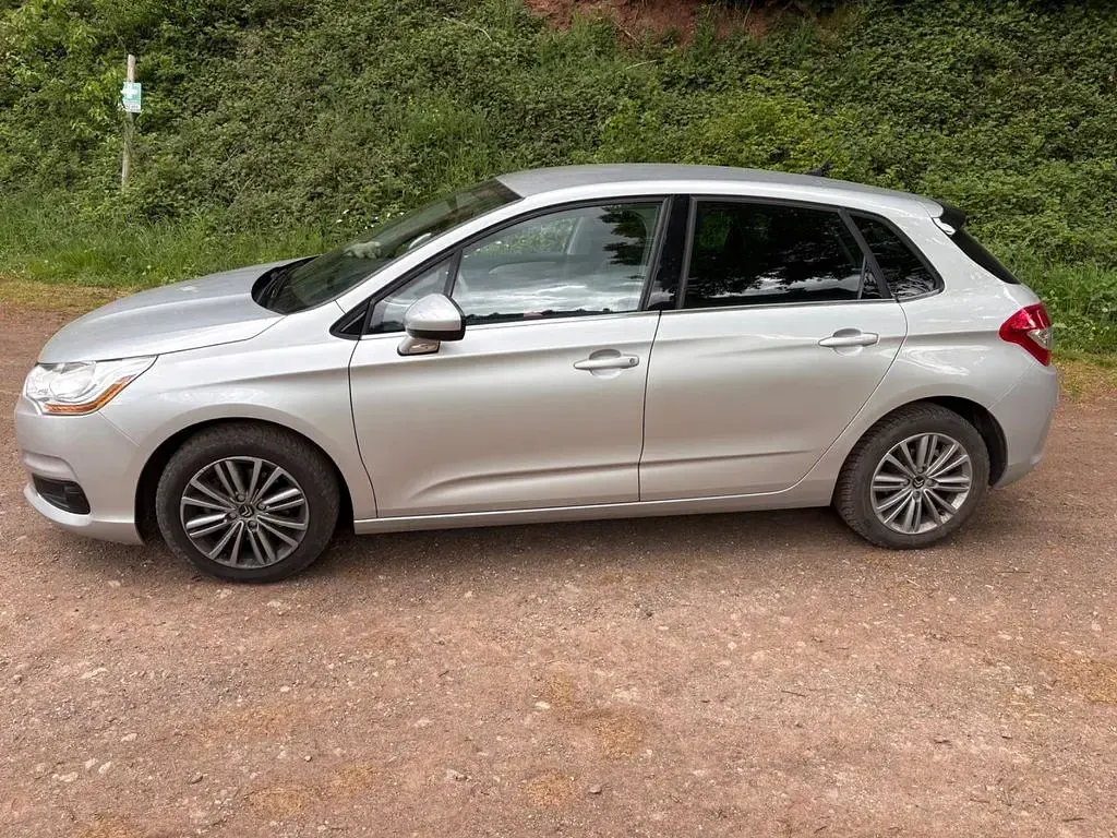 Gebraucht Citroën C3 Tendance 120 PS (88 kW) 2010 Grau Limousine