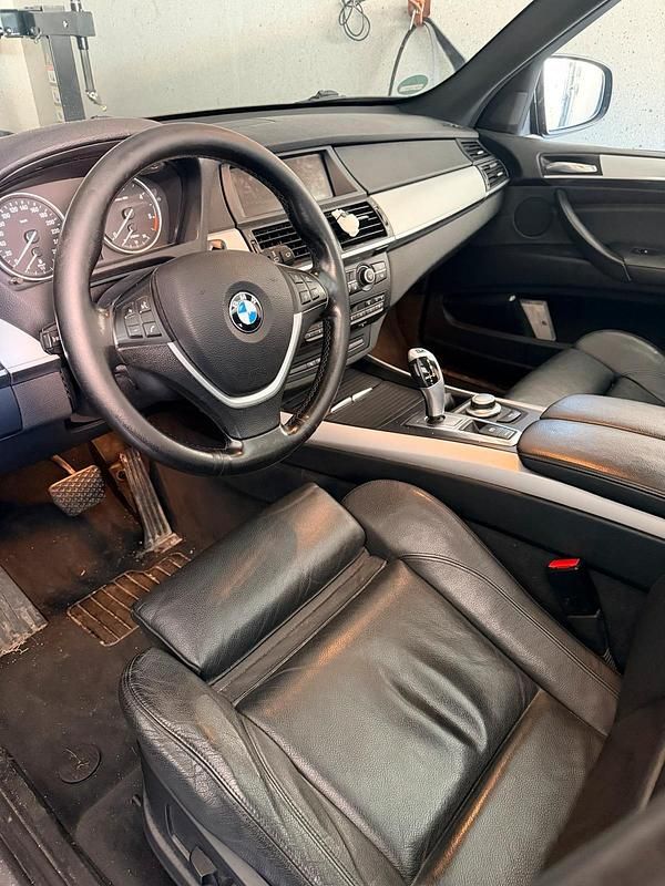 Gebraucht BMW X5 235 PS (172 kW) 2008 Grau SUV
