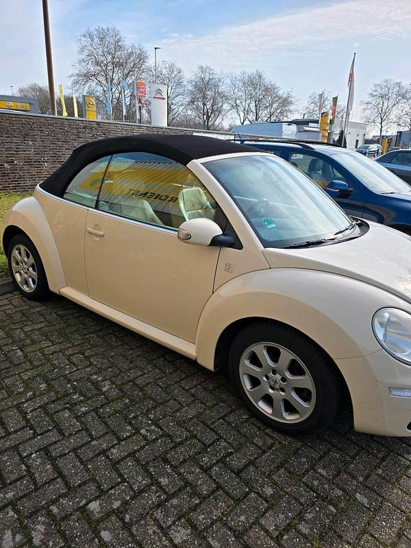 Gebraucht VW Golf 105 PS (77 kW) 2006 Beige Cabrio