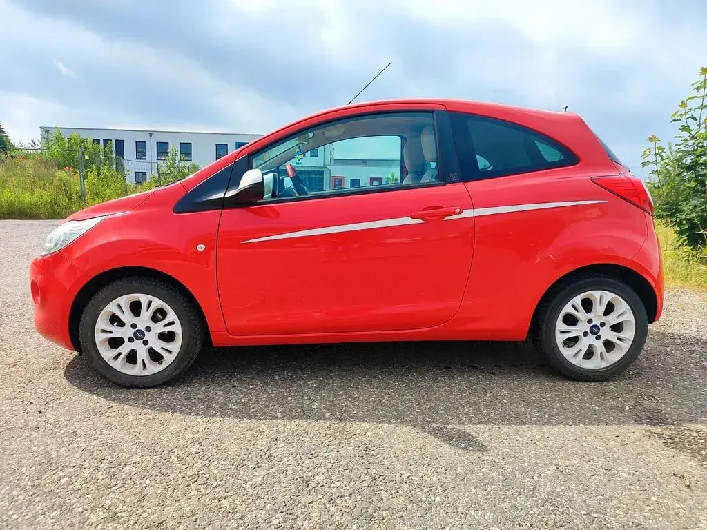 Gebraucht Ford Ka Titanium 69 PS (50 kW) 2009 Rot Kleinwagen