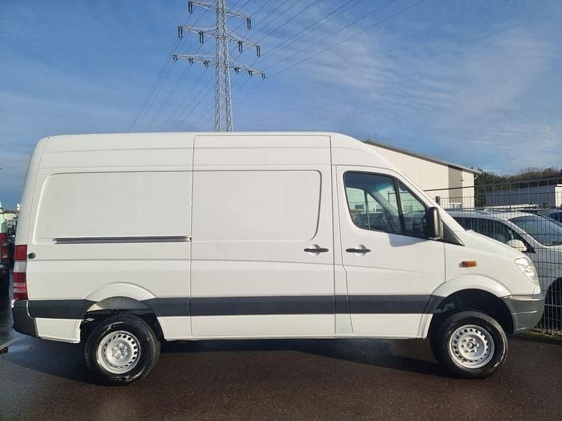 Gebraucht Mercedes Sprinter 190 PS (139 kW) 2011 Weiß Van