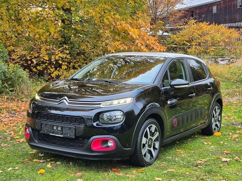 Schwarz Gebraucht 2018 Citroën C3 PureTech Kleinwagen | 8.689 € (Fairer Preis) - Bild 1/4