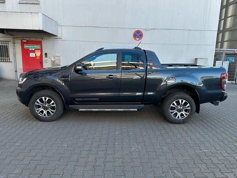 Gebraucht Ford Ranger Wildtrack 213 PS (156 kW) 2020 Grau Pickup