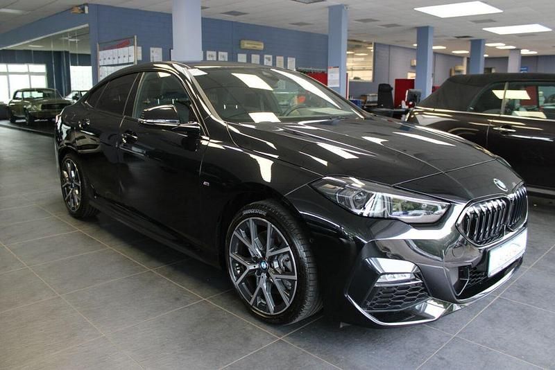 Schwarz Gebraucht 2022 BMW 220 M Sport Coupé | 31.980 € (Guter Preis) - Bild 1/4