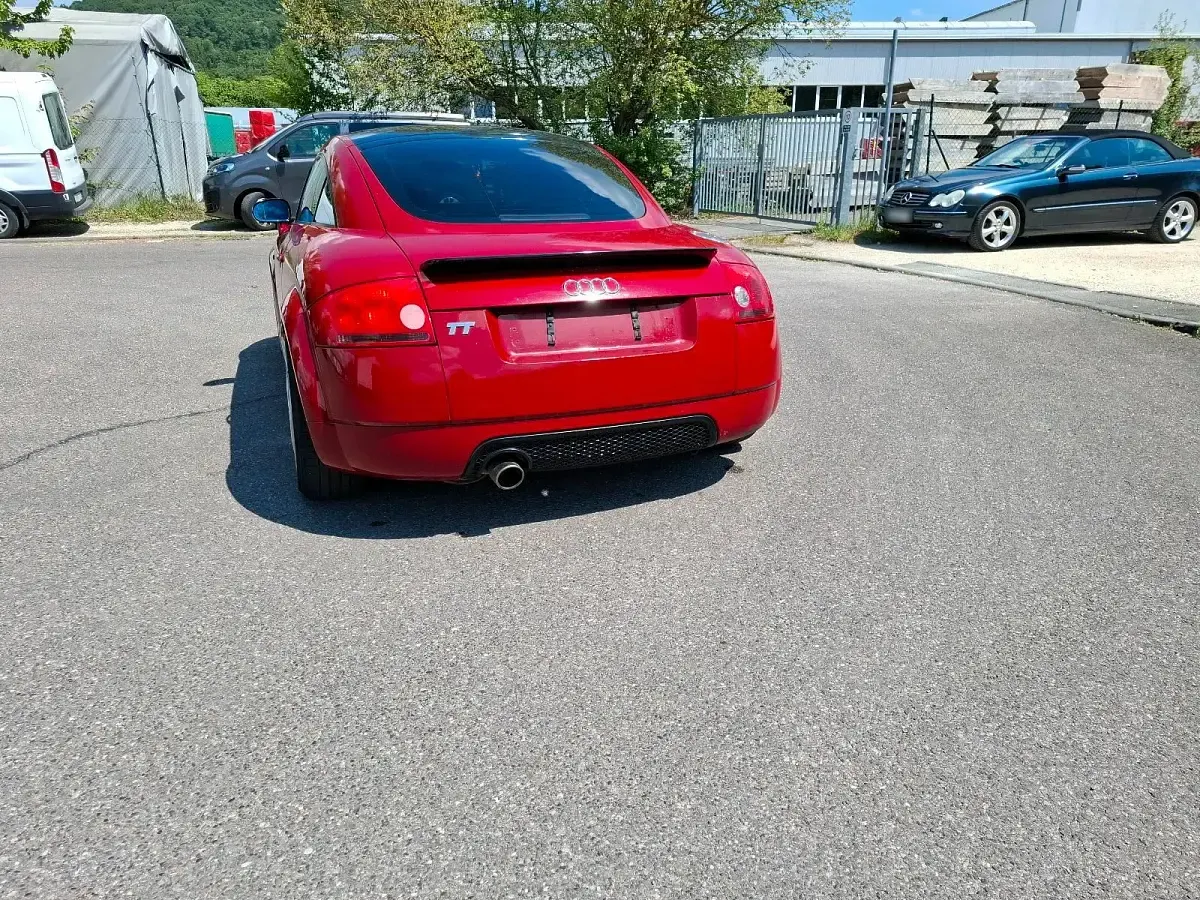 Gebraucht Audi TT 200 PS (147 kW) 2001 Rot Coupé