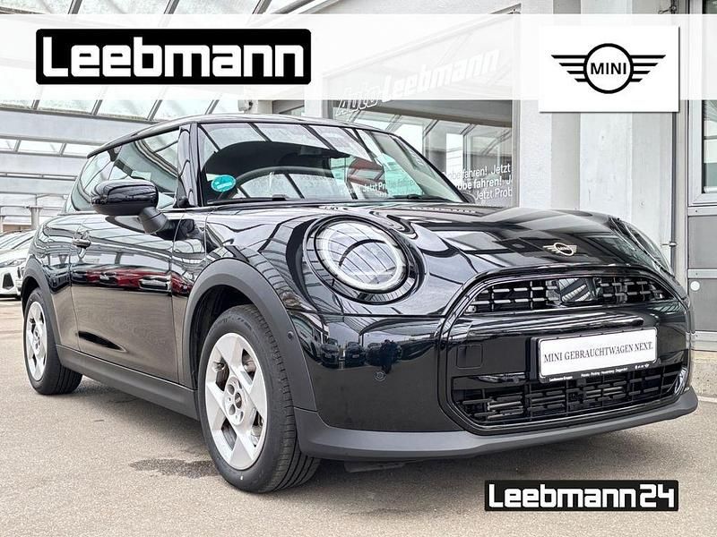 Second-hand Mini Cooper Classic 156 CP (114 kW) 2024 Negru Hatchback