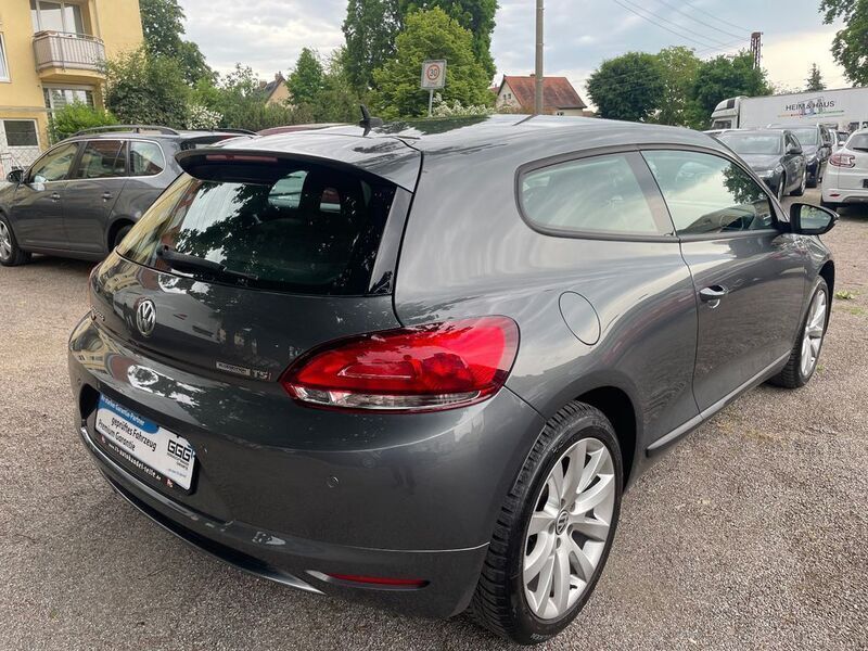 Gebraucht VW Scirocco 122 PS (89 kW) 2012 Grau Coupé