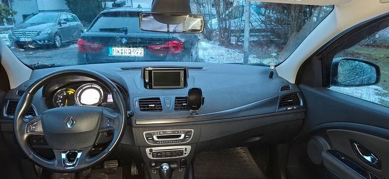 Gebraucht Renault Mégane III Dynamique 110 PS (80 kW) 2014 Grau Limousine