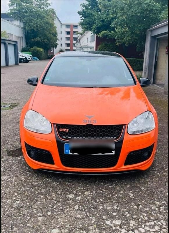 Orange Gebraucht 2005 VW Golf V Sport Limousine | 6.000 € (Fairer Preis) - Bild 1/4