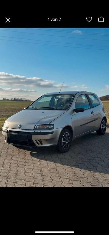 Silber Gebraucht 2001 Fiat Punto Kleinwagen | 400 € (Guter Preis) - Bild 1/4