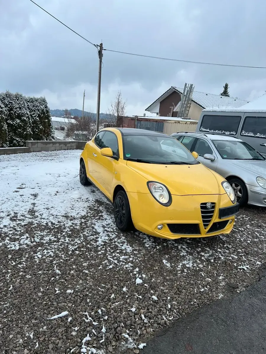 Gebraucht Alfa Romeo MiTo 95 PS (69 kW) 2008 Gelb Kleinwagen