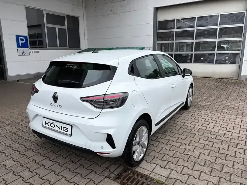 Gebraucht Renault Clio V Evolution 67 PS (49 kW) 2024 Arktis weiß Kleinwagen