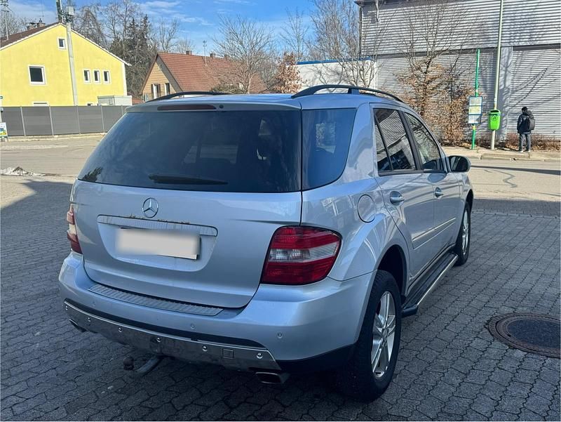 Gebraucht Mercedes ML280 Avantgarde 190 PS (139 kW) 2006 Silber SUV