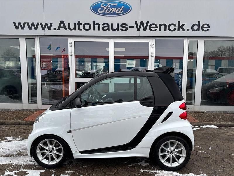 Gebraucht Smart ForTwo Cabrio 71 PS (52 kW) 2012 Schwarz Cabrio