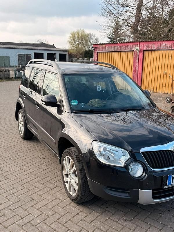 Gebraucht Skoda Yeti 109 PS (80 kW) 2012 Schwarz SUV
