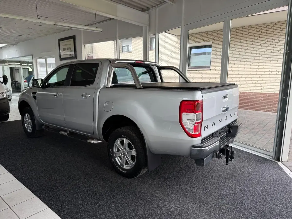 Gebraucht Ford Ranger Limited 150 PS (110 kW) 2014 Silber Pickup
