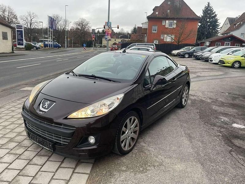 Gebraucht Peugeot 207 CC 156 PS (114 kW) 2013 Braun Cabrio