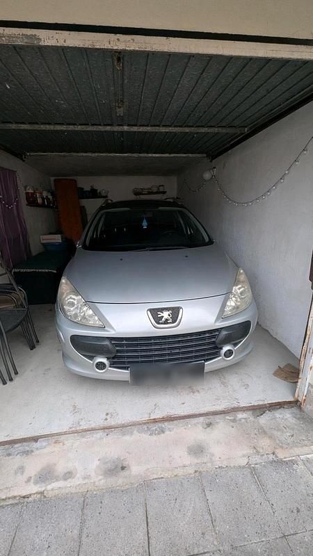 Gebraucht Peugeot 307 109 PS (80 kW) 2007 Silber Kombi