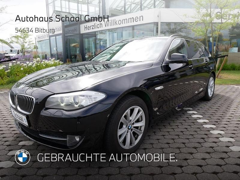 Schwarz Gebraucht 2012 BMW 520 Kombi | 6.390 € (Superpreis) - Bild 1/4