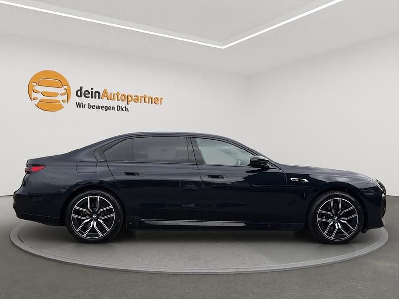 Gebraucht BMW i7 Executive 484 kW (659 PS) 2023 Carbonschwarz Limousine