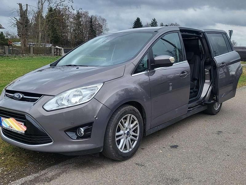 Gebraucht Ford Grand C-Max Titanium 163 PS (119 kW) 2013 Brisbane braun (met.) Van / Kleinbus