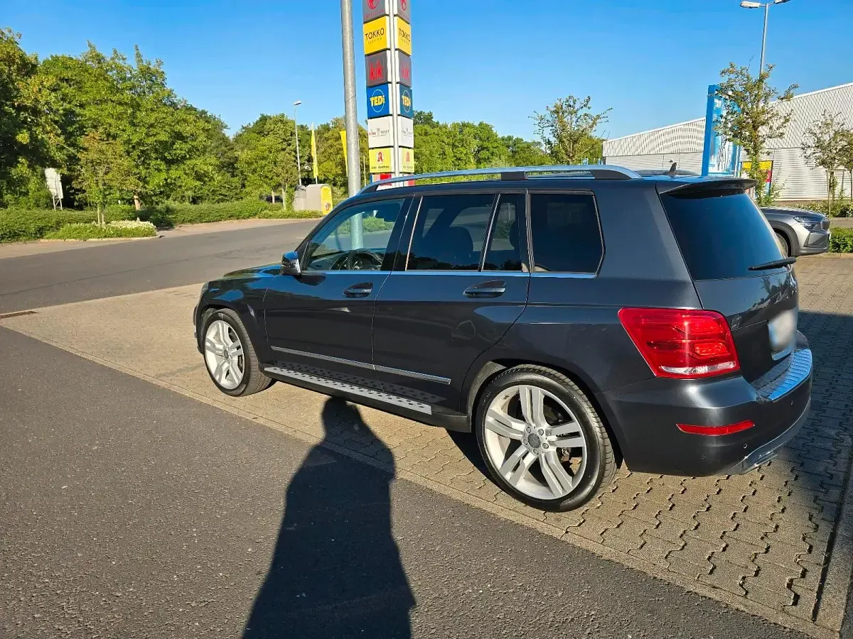 Gebraucht Mercedes GLK350 265 PS (194 kW) 2013 Blau SUV
