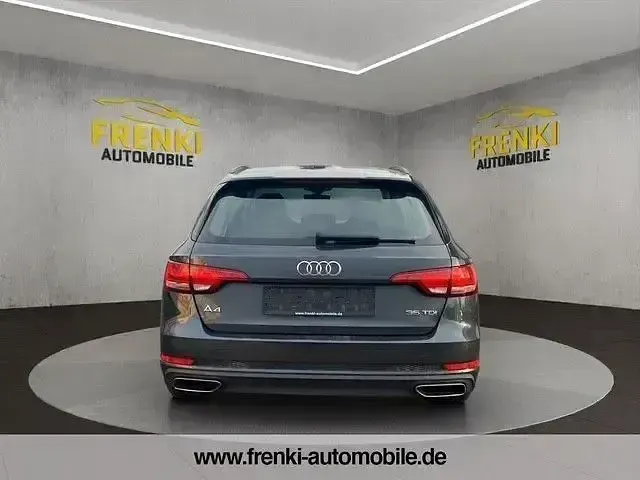 Usata Audi A4 Basis 150 CV (110 kW) 2019 Grigio Station wagon