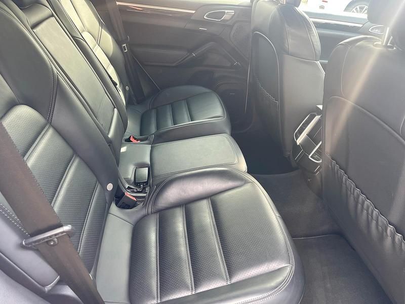 Gebraucht Porsche Cayenne S 385 PS (283 kW) 2013 Weiß SUV