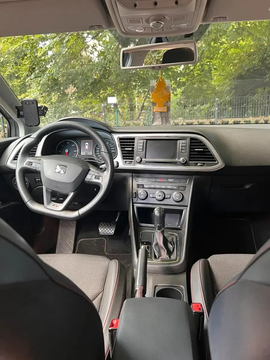 Używany Seat Leon ST FR 184 KM (135 kW) 2014 Kombi